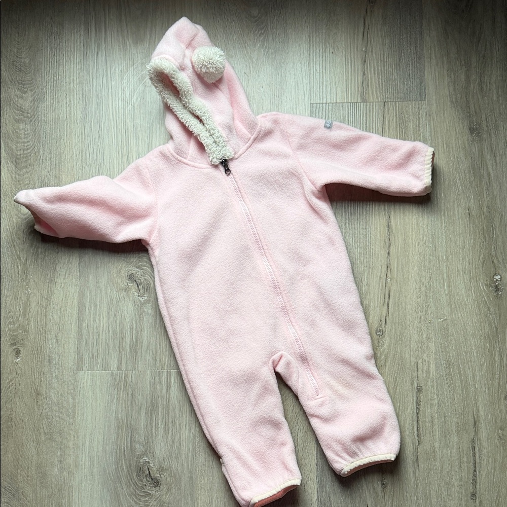Columbia hooded bunting suit 3-6 months